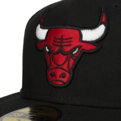 59Fifty NBA Chicago Bulls Cap By New Era -Bekleidungsgeschäft 59Fifty NBA Chicago Bulls Cap by New Era schwarz.64534 4rf4