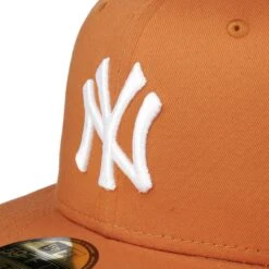 59Fifty NY Essential Flat Brim Cap By New Era -Bekleidungsgeschäft 59Fifty NY Essential Flat Brim Cap by New Era braun.62647 4rf11