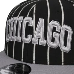 9Fifty White Sox Stripes Cap By New Era -Bekleidungsgeschäft 9Fifty White Sox Stripes Cap by New Era schwarz.64289 4rf4