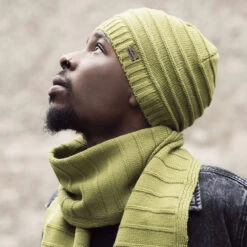 Arne Strickschal By Chillouts -Bekleidungsgeschäft Arne Strickschal by Chillouts.60519 8