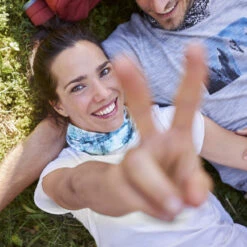 Coolnet UV+ Blauw Multifunktionstuch By BUFF -Bekleidungsgeschäft Coolnet UV Blauw Multifunktionstuch by BUFF.58611 3