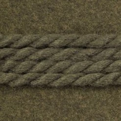 Dreispitz Mit Ohrenklappen By Lodenhut Manufaktur -Bekleidungsgeschäft Dreispitz mit Ohrenklappen by Lodenhut Manufaktur oliv.55108 5rf14