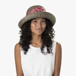 Marile Strohglocke By Seeberger -Bekleidungsgeschäft Marile Strohglocke by Seeberger.60684 7