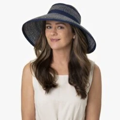 Myriam Visor By Betmar -Bekleidungsgeschäft Myriam Visor by Betmar.64130 7